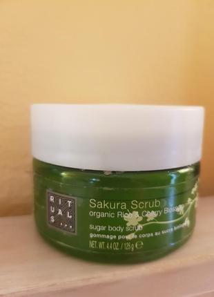 Rituals sakura scrub organic rice &amp; cherry blossom скраб