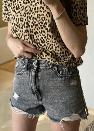Серые джинсовые шорты zara1 фото