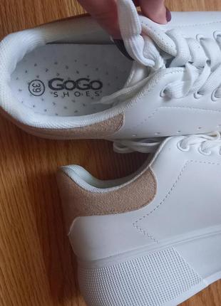 Білі кросівки на високій підошві gogo shoes7 фото