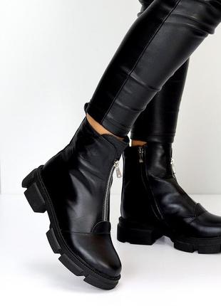 Черевики ботінки жіночі зимові шкіряні у чорному та бежевому кольорі від українського...