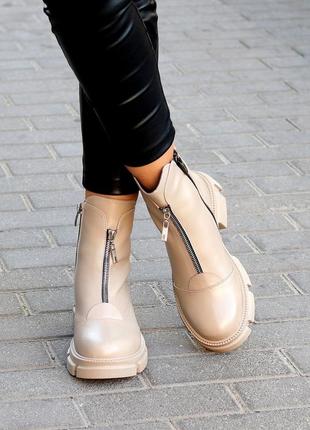 Черевики ботінки жіночі зимові шкіряні у чорному та бежевому кольорі від українського...