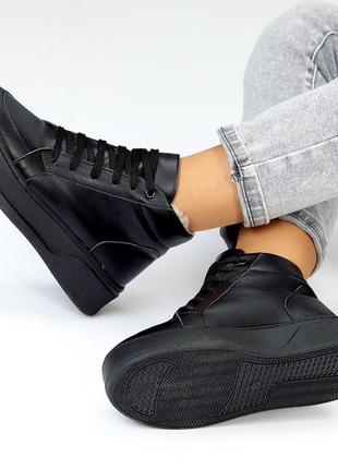 Хайтопы кожаные зимние в черном и белом цвете от украинского производителя 😘