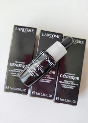 Вдосконалена сироватка-активатор молодості шкіри lancome advanced genifique youth activating concent