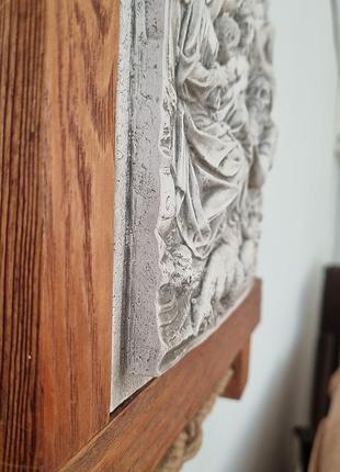 Барельеф пано "рождения спасателя"