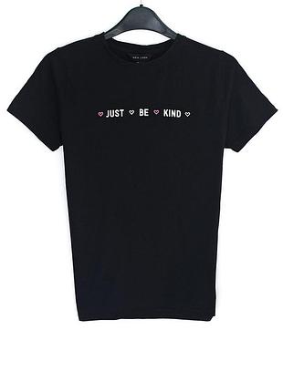 Футболка з написом