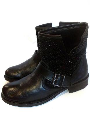 🥾🥾🥾 стильні шкіряні демісезонні черевики lavorazione artigiana, р.37 код b3739