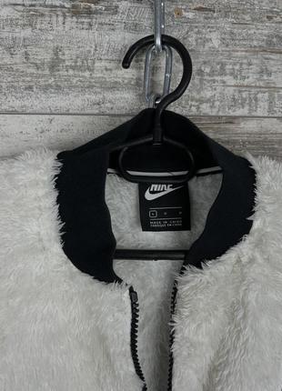 Женская шубка тедди nike swoosh nsw куртка кофта3 фото