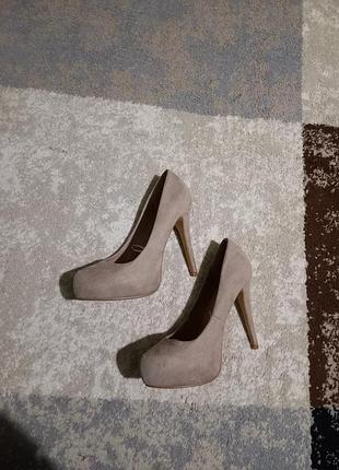 Стрипы/туфли бежевые, замш