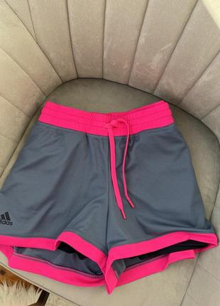 Серо розовые спортивные шорты adidas2 фото