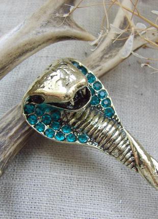 Шпилька для волос кобра змея. украшение для волос со змеей. цвет бронза античное золото