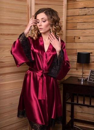 Комплект халат із пеньюаром з атласу з ніжним мереживом бордовий шанталь7 фото