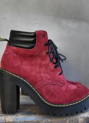 Жіночі dr. martens