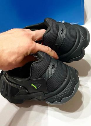 Новые оригинальные кроссовки adidas oztral 45 размер6 фото