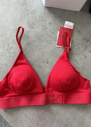 Новый лифчик calvin klein оригинал1 фото