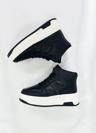 Зимові, шкіряні черевики на хутрі. колір чорний з білим5 фото