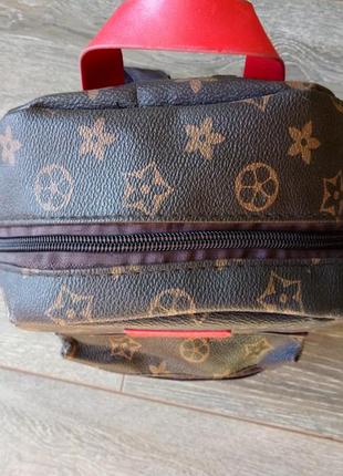 Коричневый бежевый кожаный мини рюкзак сумка через плечо4 фото