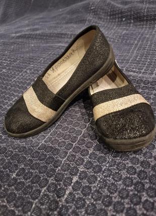 Слипоны на девочку