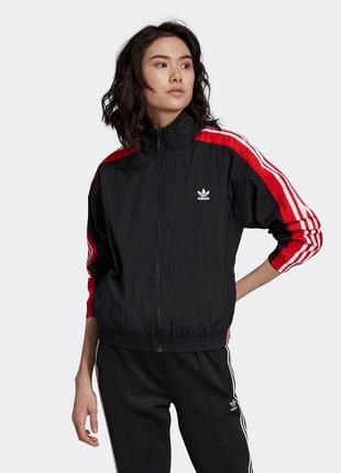 Куртка ветровка adidas originals w woven windbreaker jacket black/red1 фото