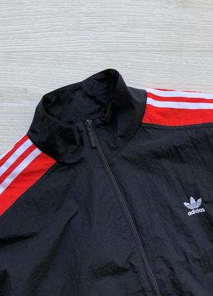 Куртка вітровка adidas originals w woven windbreaker jacket black/red4 фото