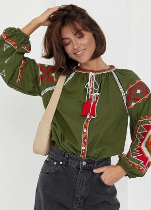 Жіноча стильна сорочка-вишиванка,в розмірі с.м.л.