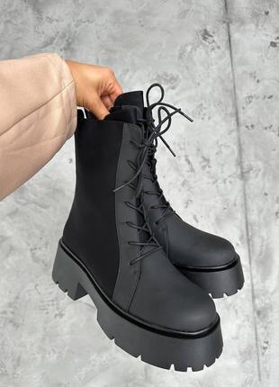 Стильові чорні жіночі черевики на високій підошві/платформі,екошкіра,жіноче взуття на зиму 2024
