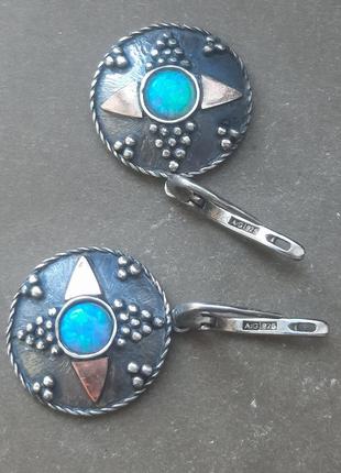Эксклюзивные дизайнерские серебряные серьги с натуральным опалом и позолотой опаловые глаза2 фото