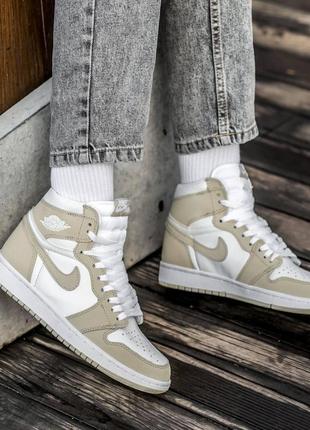 Женские кроссовки nike air jordan 1 high white beige 36-38-398 фото