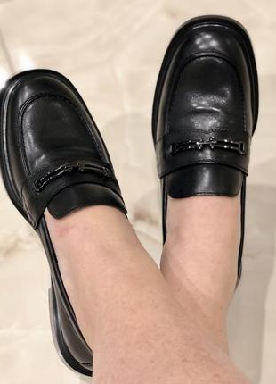 Лоферы женские черные натуральная кожа стильные классические туфли am425a-6-777 anemone 30976 фото