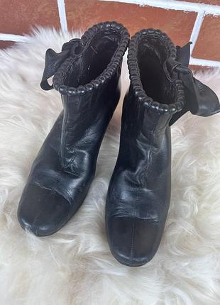 Ботильйони