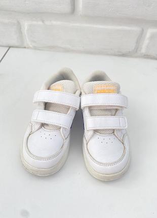 Кросівки дитячі adidas3 фото