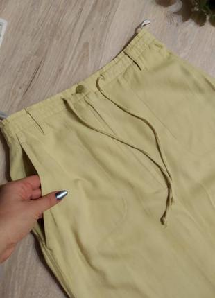 Льняная стильная юбка-карандаш миди светло-горчичная5 фото