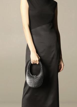 Черное платье миди сатиновая юбка топ под горло