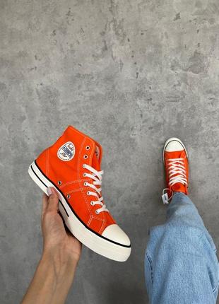 Женские яркие высокие кеды converse7 фото