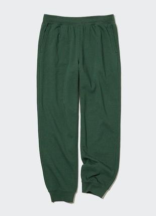 Темно-зелені спортивні штани uniqlo