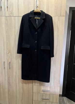 Классическое черное пальто