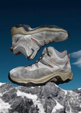 Зимові замшеві черевики columbia оригінальні бежеві