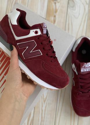 Женские кроссовки new balance