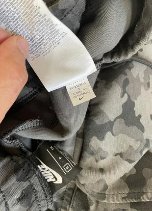 Спортивные штаны nike tech camo4 фото