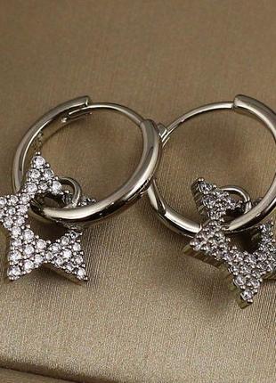 Серьги xuping jewelry звезды с камнями 2 см серебристые