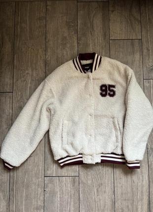 Бомбер жіночий утеплений jennyfer