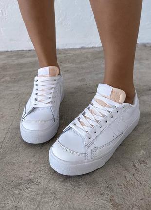 Женские кроссовки nike blazer low platform white найк блейзер на платформе кожаные4 фото