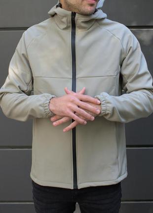 Бежева куртка soft shell на флісі6 фото