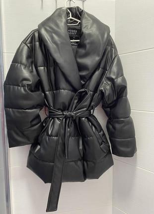Зимняя курточка stradivarius1 фото