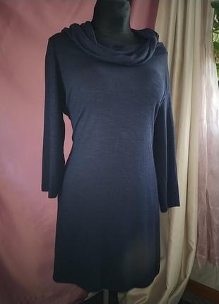 Черная кофточка с шипокой горловиной zero