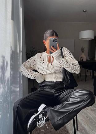 Брюки клеш из эко-кожи