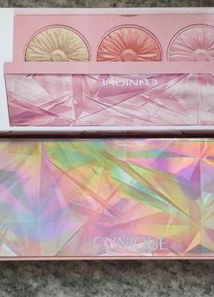 Лімітка! clinique glow to go cheek pop palette set des joues iluminees trio de blush 2023  хайлайтер3 фото