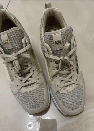 Кроссовки michael kors