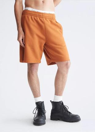 Новые шорты calvin klein (ck caramel brown fleece shorts) с америки s,m,l