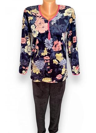 Женская махровая пижама.