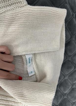 Молочный, светло-бежевый вязаный свитер с молнией6 фото
